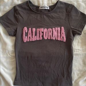 Princess Polly Teen California Semi-cropped Baby T-Shirt - Gray and Pink
